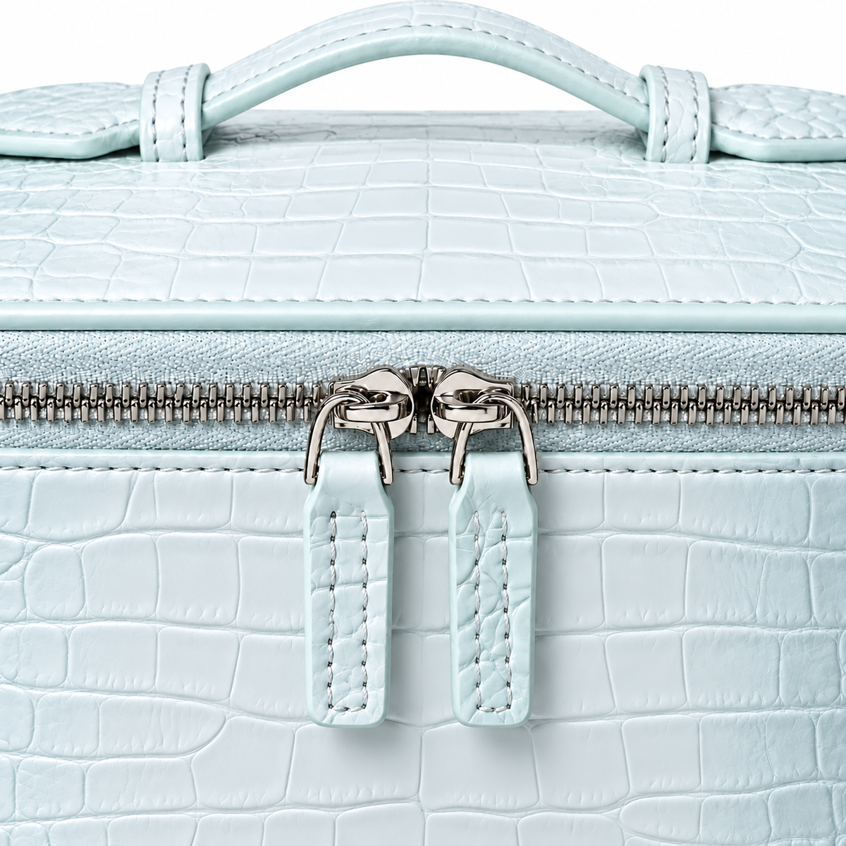 Alaska Vanity Bag ( COMING SOON )